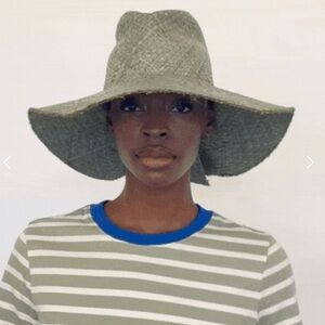 Lola Hats, style Commando, natural raffia color, one size, adjustable